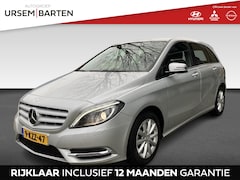 Mercedes-Benz B-klasse - 180 Ambition Navigatie Vierseizoensbanden Trekhaak