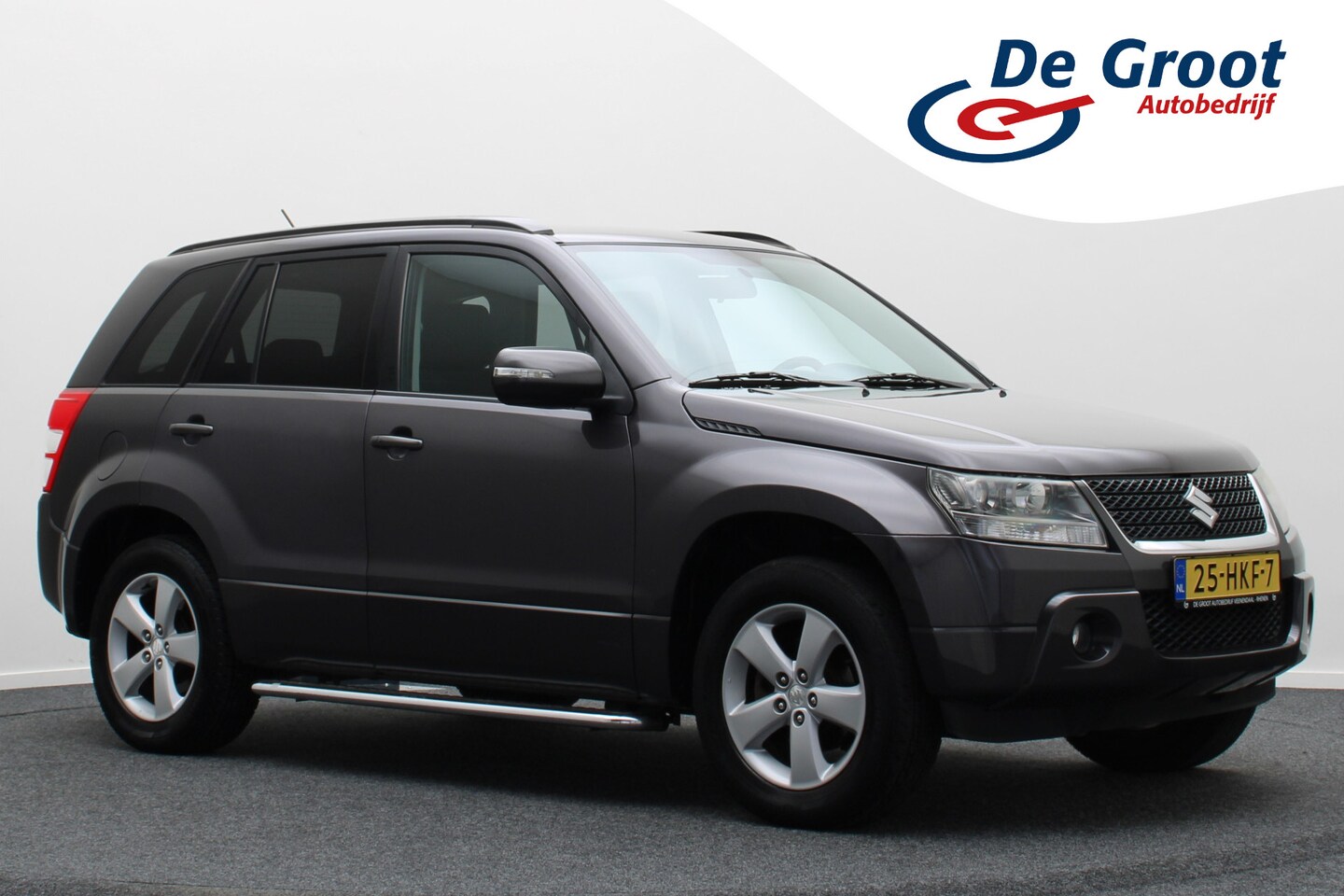 Suzuki Grand Vitara - 2.4 Exclusive Climate, Cruise, Radio/CD, Trekhaak, 17'' - AutoWereld.nl