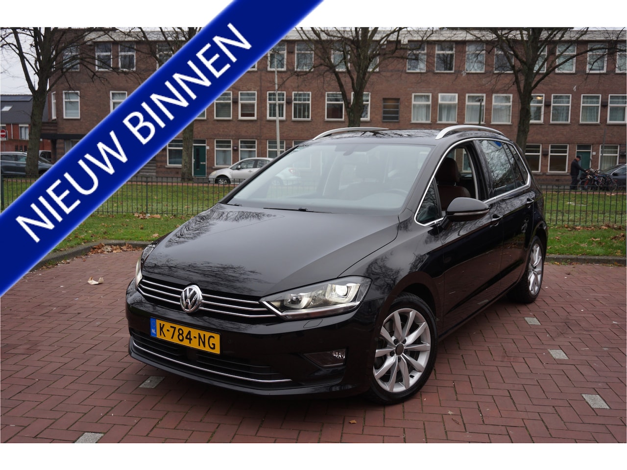 Volkswagen Golf Sportsvan - 1.4 TSI Business Edition Connected PANORAMDAK CAMERA  CRUISECONT NAV TEL.... - AutoWereld.nl