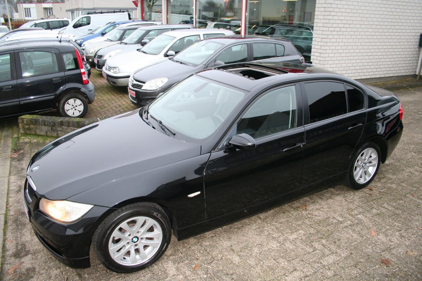 BMW 3-serie - 320 i 320i