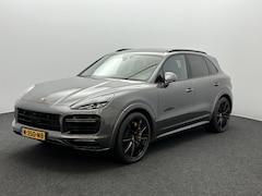 Porsche Cayenne - 4.0 Turbo S E-Hybrid | Burmester High-End 3D Audio | HUD | Stoelventilatie | Carbon Int. |