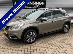 Peugeot 2008 - 1.2 PureTech Allure met panoramadak en 68.061km | Clima | Cruise | Navigatie | Lederen bek