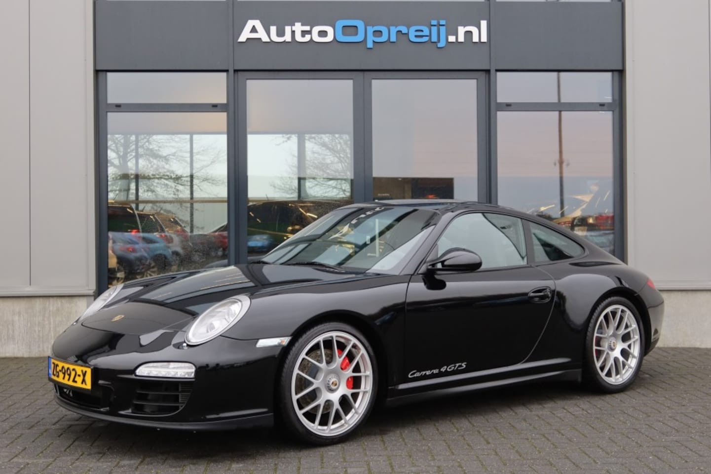 Porsche 911 - 911 3.8  Carrera 4 GTS Coupe 408pk Automaat PDK Sportchrono, NAV - AutoWereld.nl