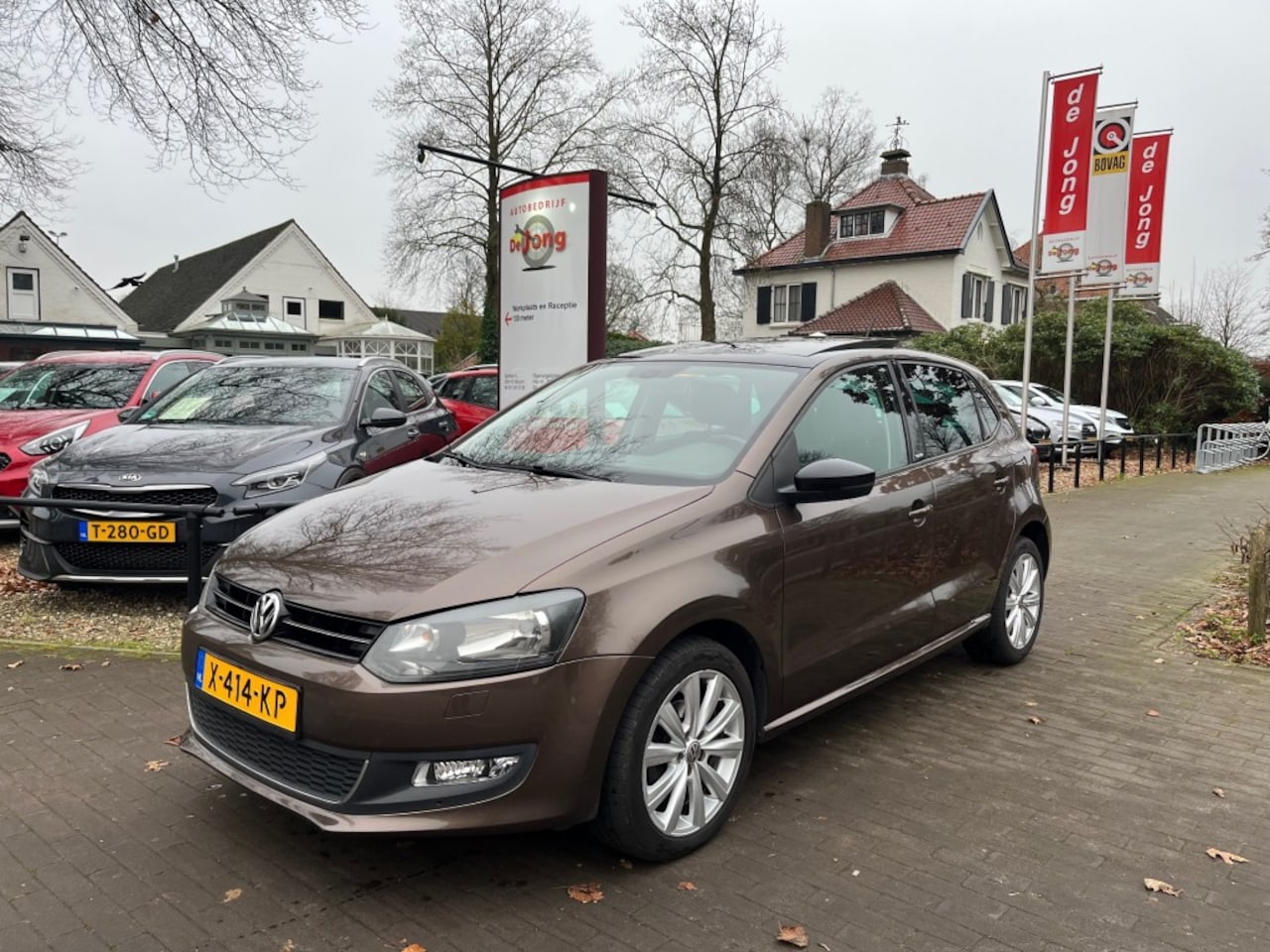 Volkswagen Polo - 1.2 STYLE / SCHUIFDAK / STOELVERW. / CRUISE CTR. / AIRCO - AutoWereld.nl