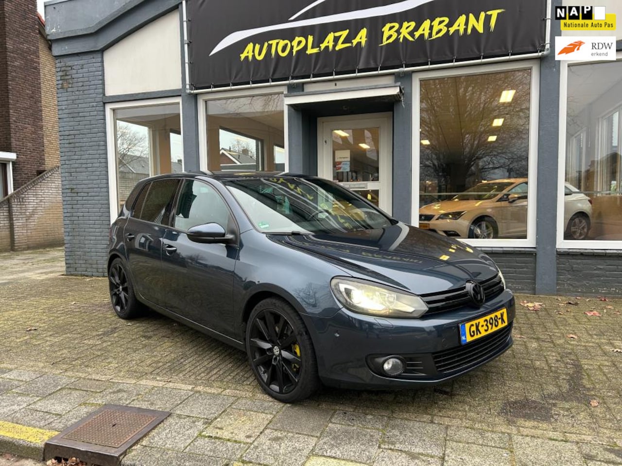 Volkswagen Golf - 1.4 TSI Highline / AUTOMAAT / NAVI / XENON - AutoWereld.nl