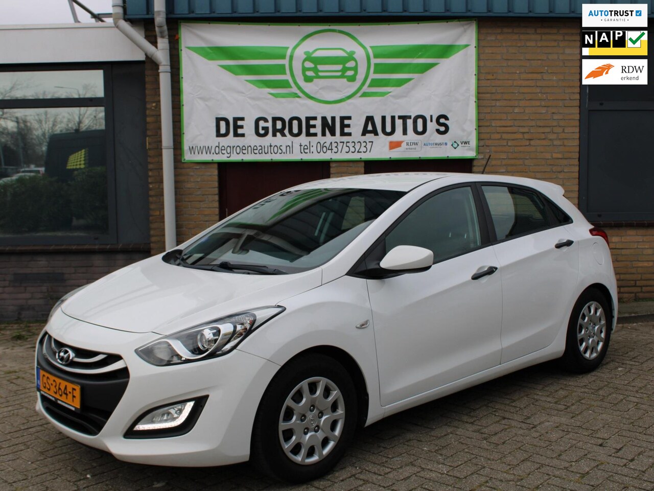 Hyundai i30 - 1.6 GDI i-Drive Cool Plus | Airco | Trekhaak - AutoWereld.nl