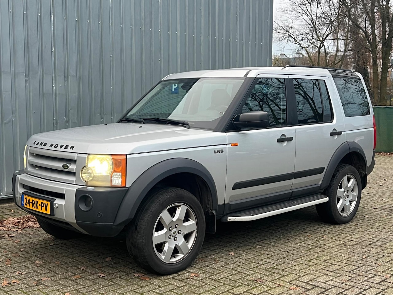 Land Rover Discovery - 4.4 V8 HSE / 7pers / Nette staat - AutoWereld.nl