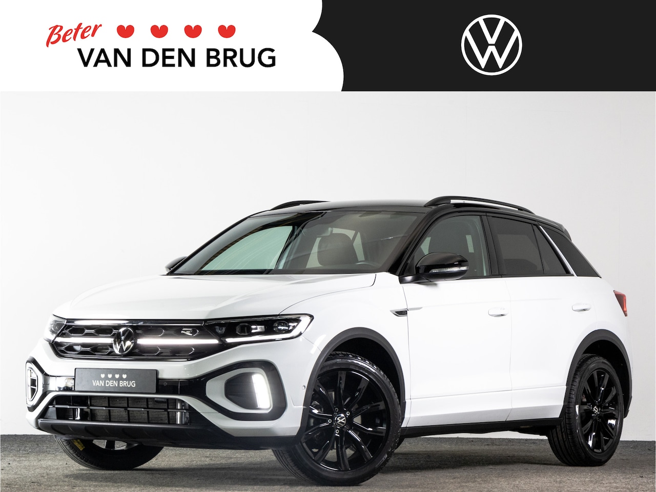 Volkswagen T-Roc - R-Line 1.5 TSI 150 PK DSG AUTOMAAT | LED Matrix IQ | Black Style | Achteruitrijcamera | Er - AutoWereld.nl