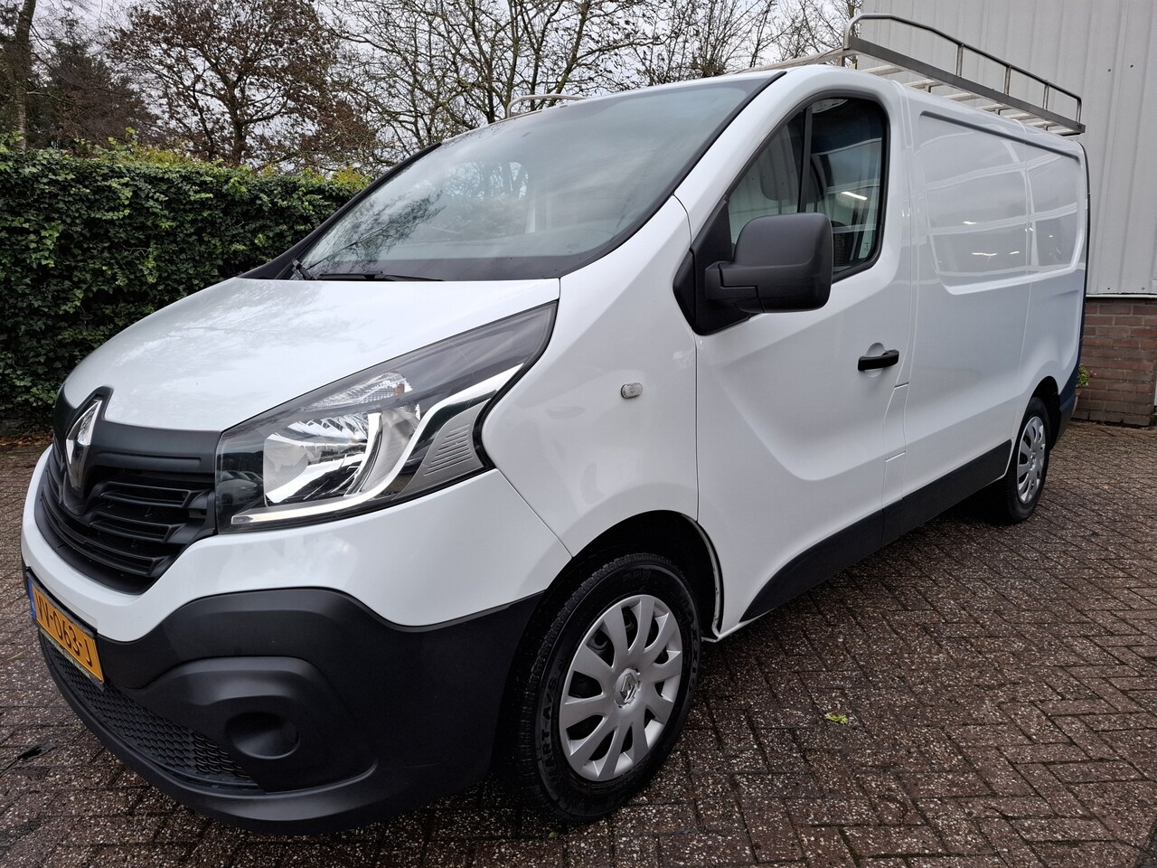 Renault Trafic - 1.6 dCi T27 L1H1 AIRCO/TREKHAAK/3-ZITS 90PK - AutoWereld.nl