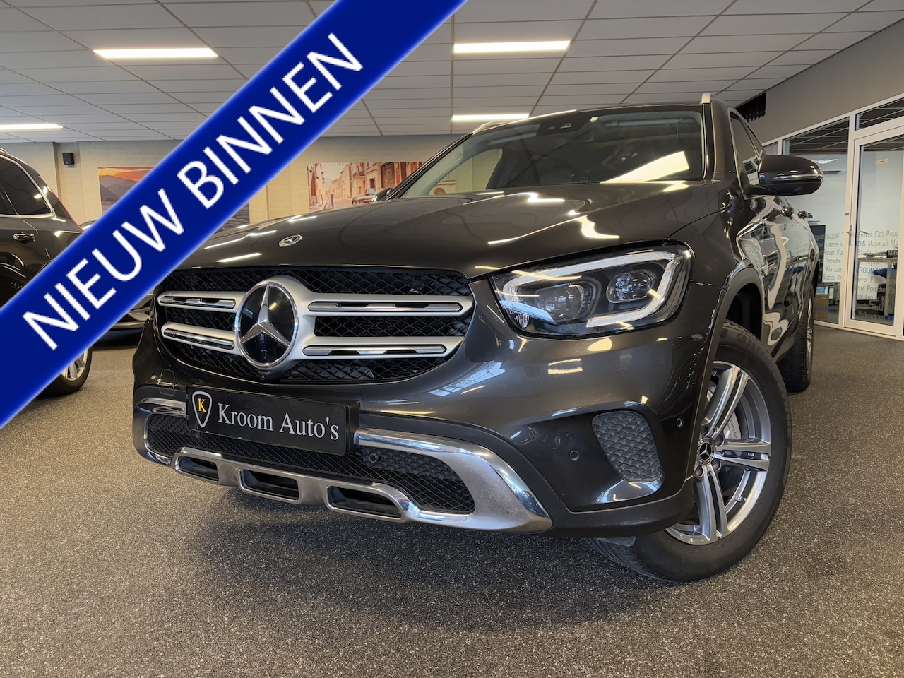 Mercedes-Benz GLC-klasse - 300e 4MATIC / Pano / Leer / Trekhaak / Dig display / Adapt cruise / Apple Carplay / Dab+ / - AutoWereld.nl