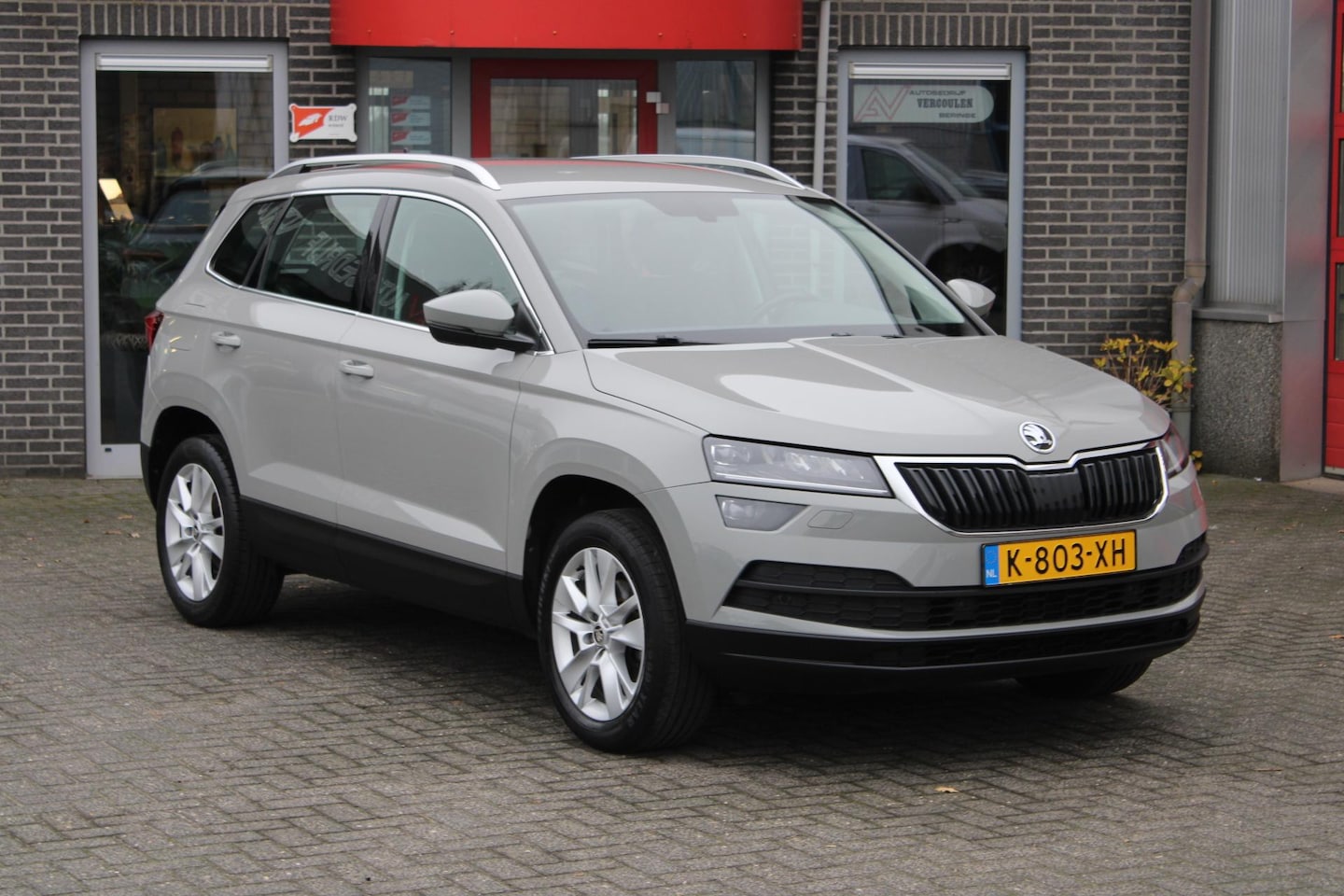 Skoda Karoq - 1.0 TSI Business Edition Plus Led/Virtual/Navi Incl Garantie!! - AutoWereld.nl