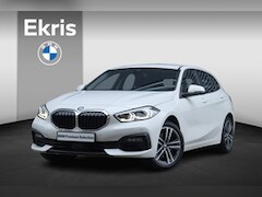 BMW 1-serie - 5-deurs 118i | Executive | Navigatie | PDC V+A | LED | Climate Control | Apple Carplay | 1