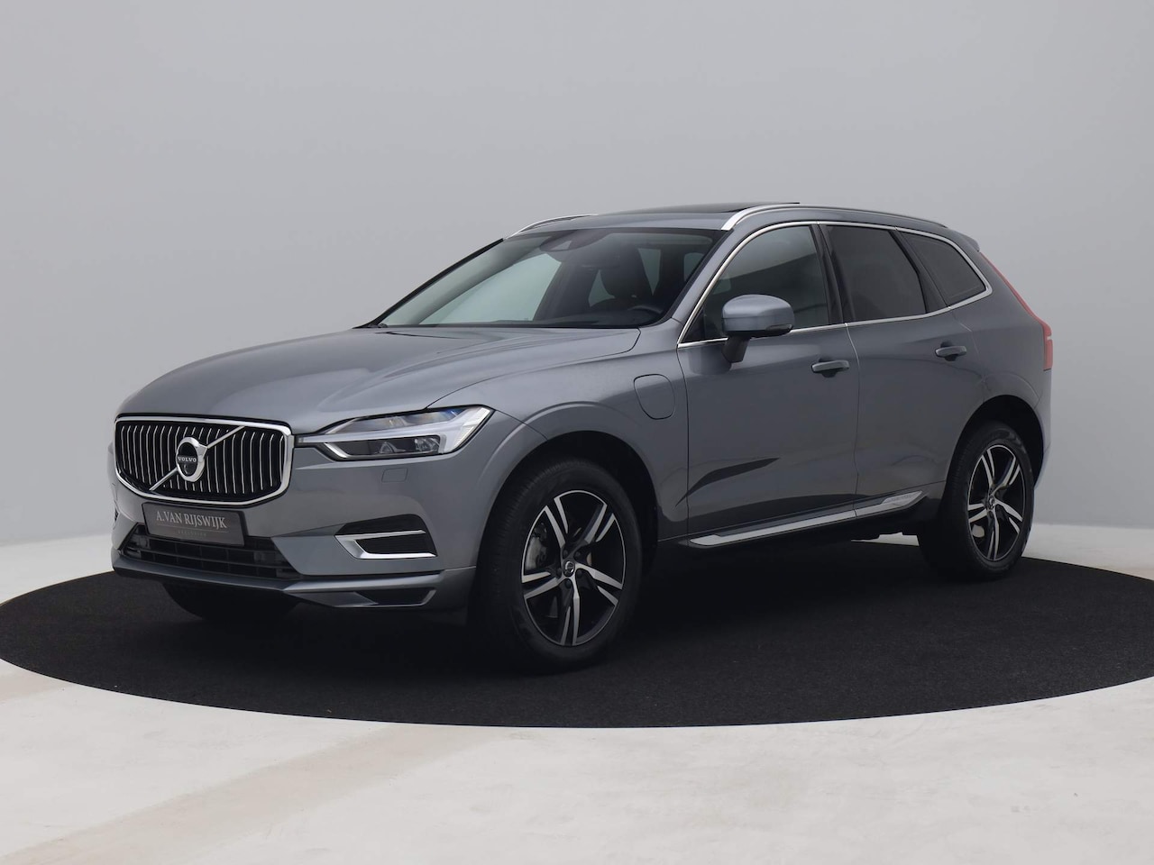 Volvo XC60 - 2.0 Recharge T6 AWD Inscription | 360° | PANO | H&K | STOELVENT. | LUCHTVERING - AutoWereld.nl