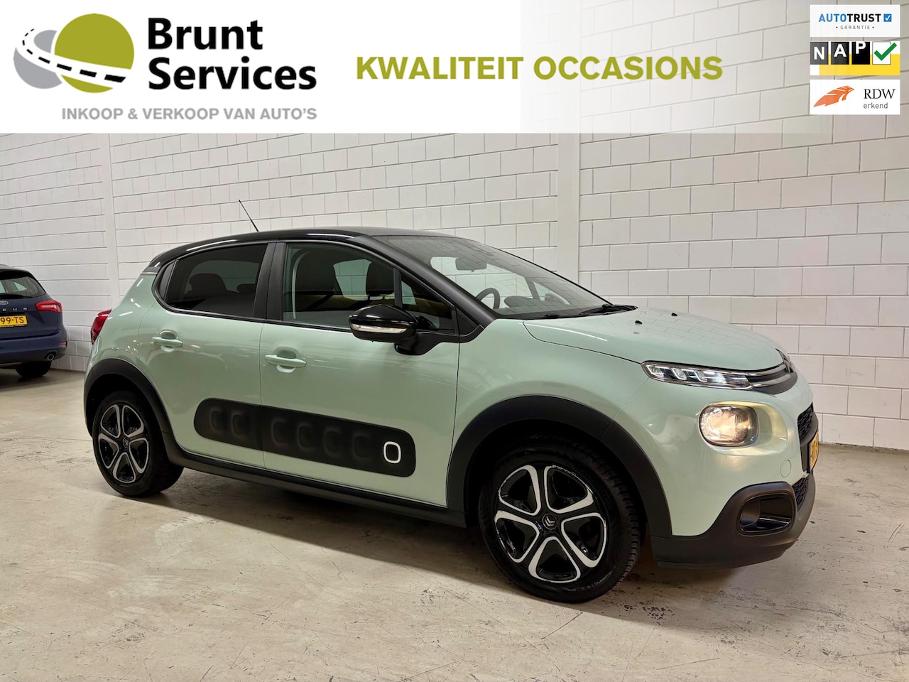 Citroën C3 - 1.2 PureTech Feel Edition Bj.18|Navi|Carplay|Pdc|Lmv|Onderhouden !! - AutoWereld.nl