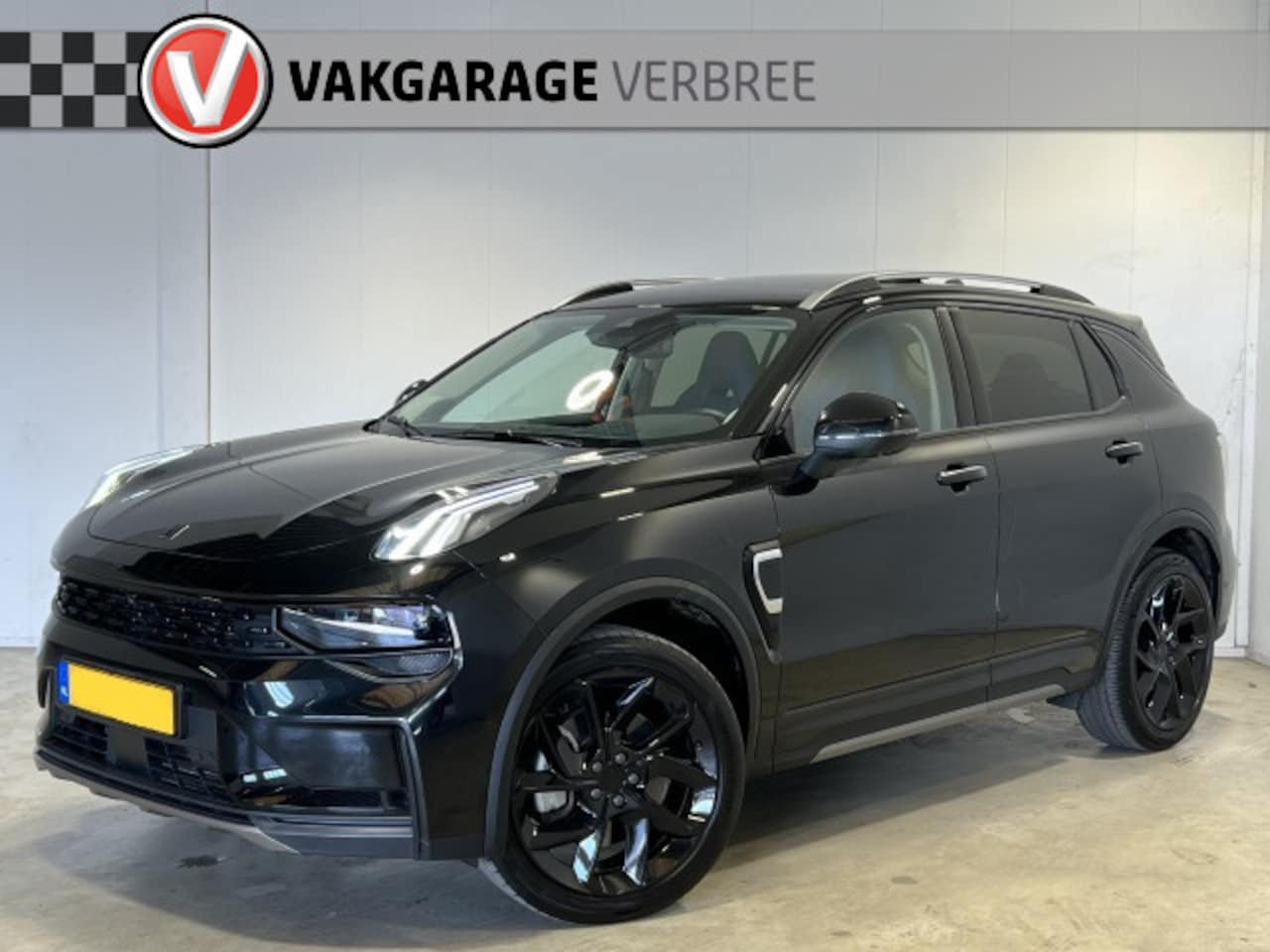 Lynk & Co 01 - 1.5 261pk PHEV Plug-in Hybride | Black Edition | Panorama / Schuifdak | Navigatie | Infini - AutoWereld.nl