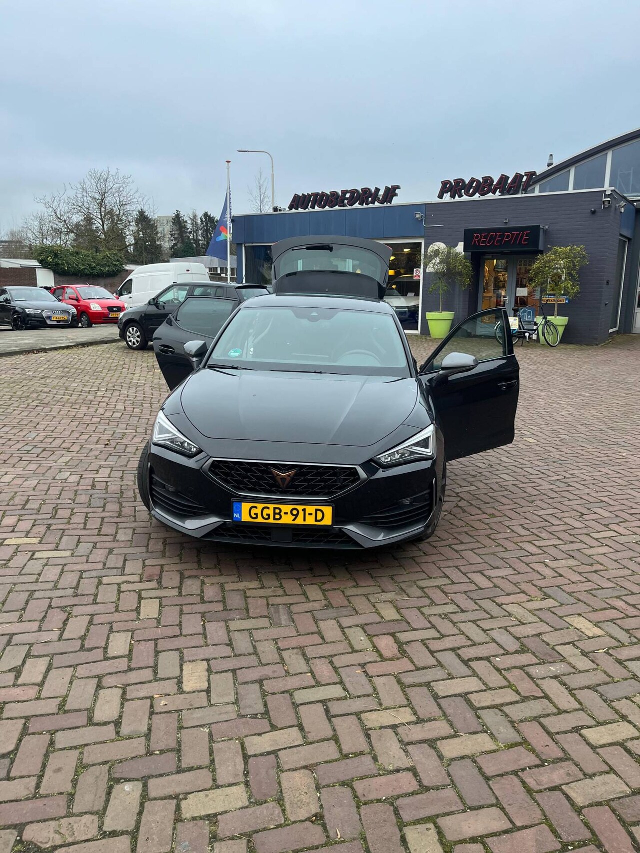 CUPRA Leon - 1.4 e-Hybrid VZ Adrenaline - AutoWereld.nl