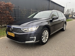 Volkswagen Passat Variant - 1.4 TSI GTE Highline / AUTOMAAT / NAVI / STOELVERWARMING / CRUISE