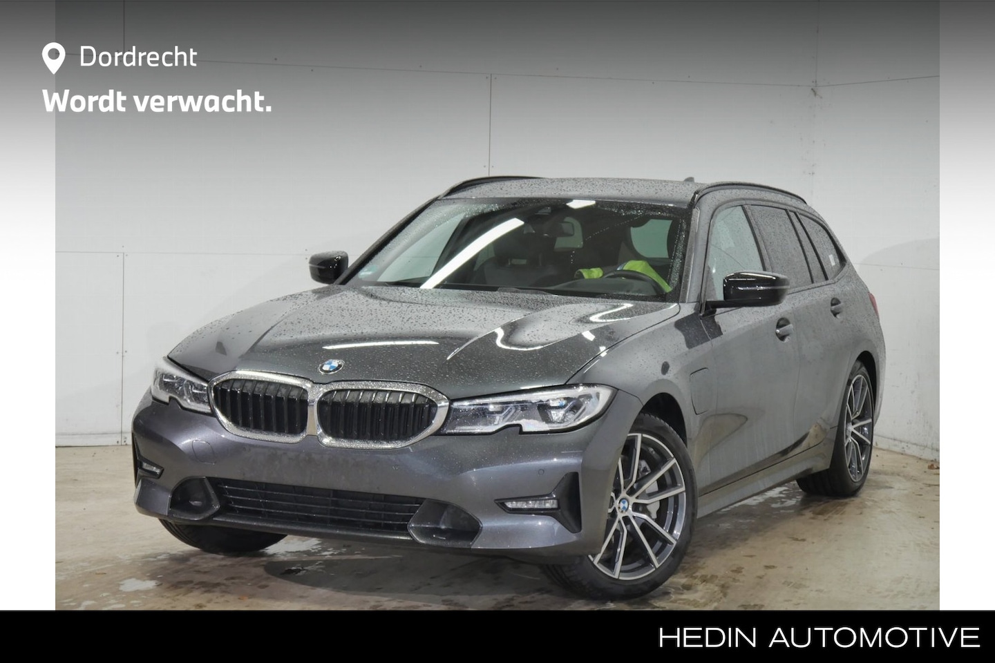 BMW 3-serie Touring - 330e xDrive Sportline | Trekhaak elec. | Head-Up | Pivacy Glass | Laser | M-Sport Shadowli - AutoWereld.nl