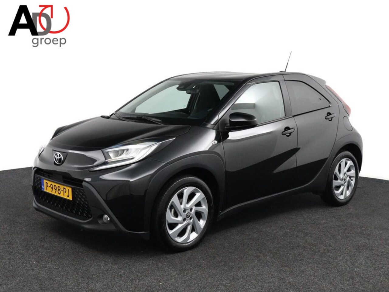 Toyota Aygo X - 1.0 VVT-i MT first | Lichtmetalen Velgen | Automatische Airco | Privacy Glas | Achteruitri - AutoWereld.nl