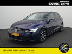 Volkswagen Golf - 1.5 TSI 150 PK United - DECEMBER DEAL - All seasonbanden - Adaptieve Cruise Control - 150