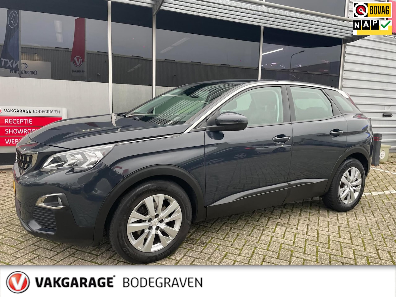 Peugeot 3008 - 1.2 PureTech Blue Lease Executive / camera - AutoWereld.nl