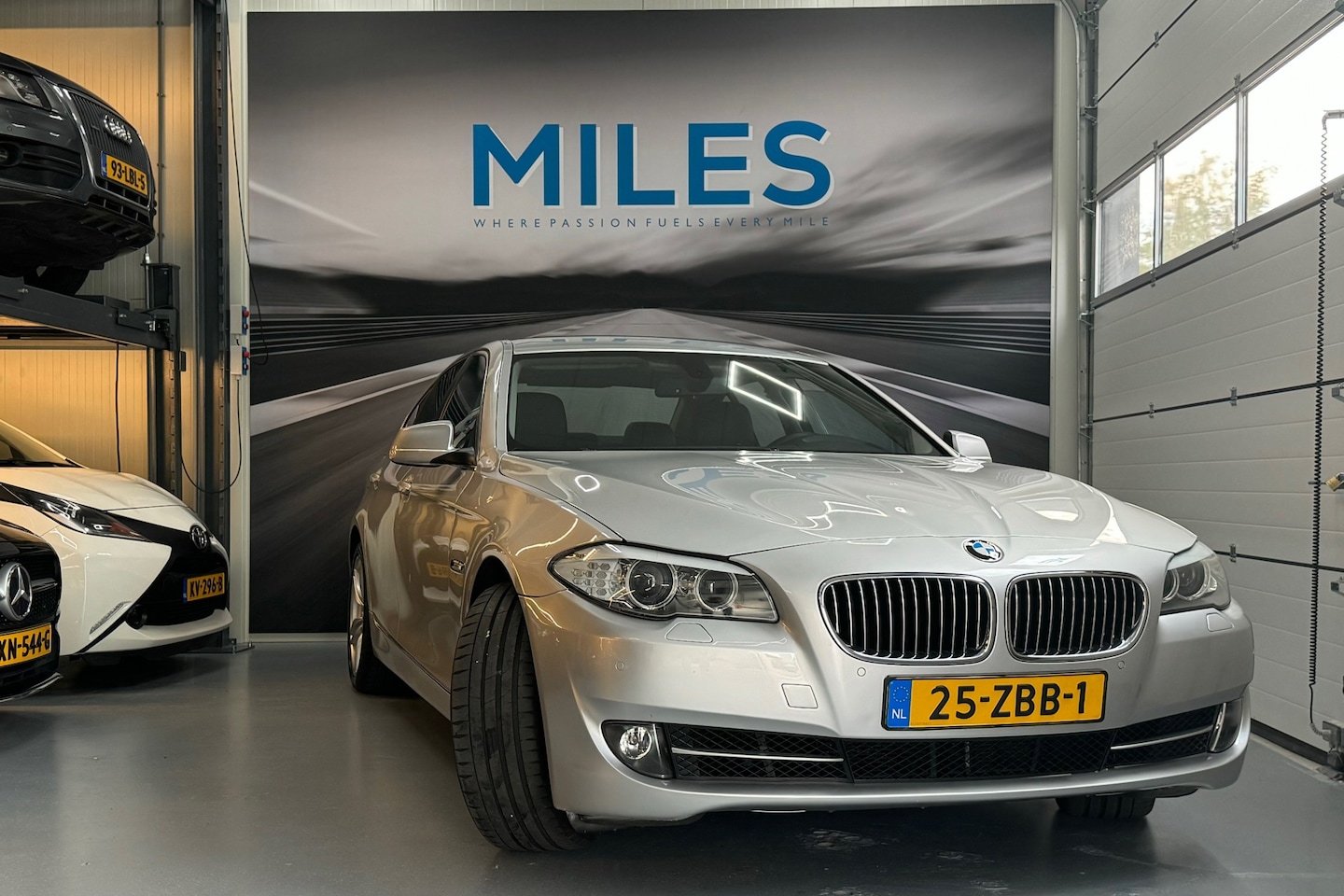 BMW 5-serie - 528i Upgrade Edition Automaat - AutoWereld.nl