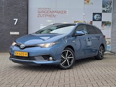 Toyota Auris Touring Sports - 1.8 Hybrid Dynamic Ultimate Automaat I TREKHAAK I DEALERONDERHOUDEN I PANORAMADAK |