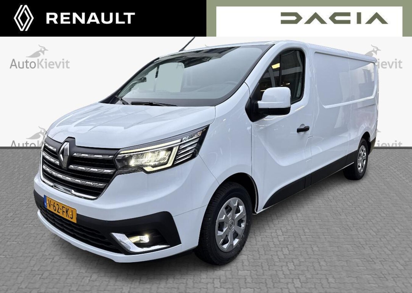 Renault Trafic - 2.0 dCi 110 T30 L2H1 Work Edition - Reservewiel / Vierseizoenbanden  / EASY LINK navigatie - AutoWereld.nl