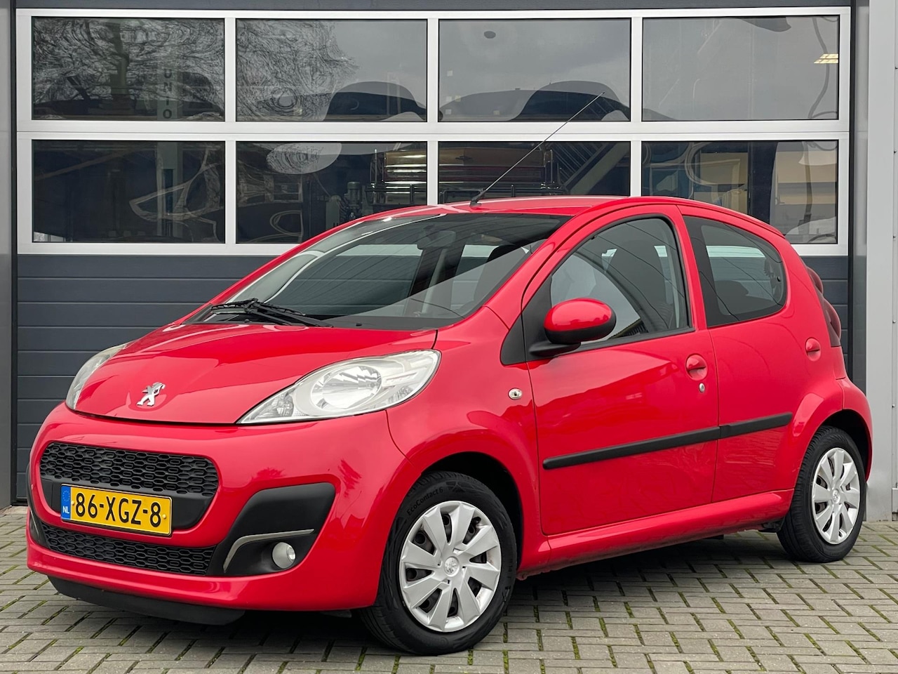 Peugeot 107 - 1.0 Active | Elektrisch pakket | 5-deurs - AutoWereld.nl