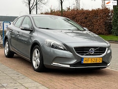 Volvo V40 - 1.6 T2 Summum *Navi|Xenon| NETTE AUTO