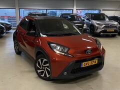 Toyota Aygo X - 1.0 VVT-i MT Pulse Stoelverwarming 17' LM Apple Android