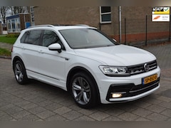 Volkswagen Tiguan - 1.4 TSI Highline Business R panorama, virtual