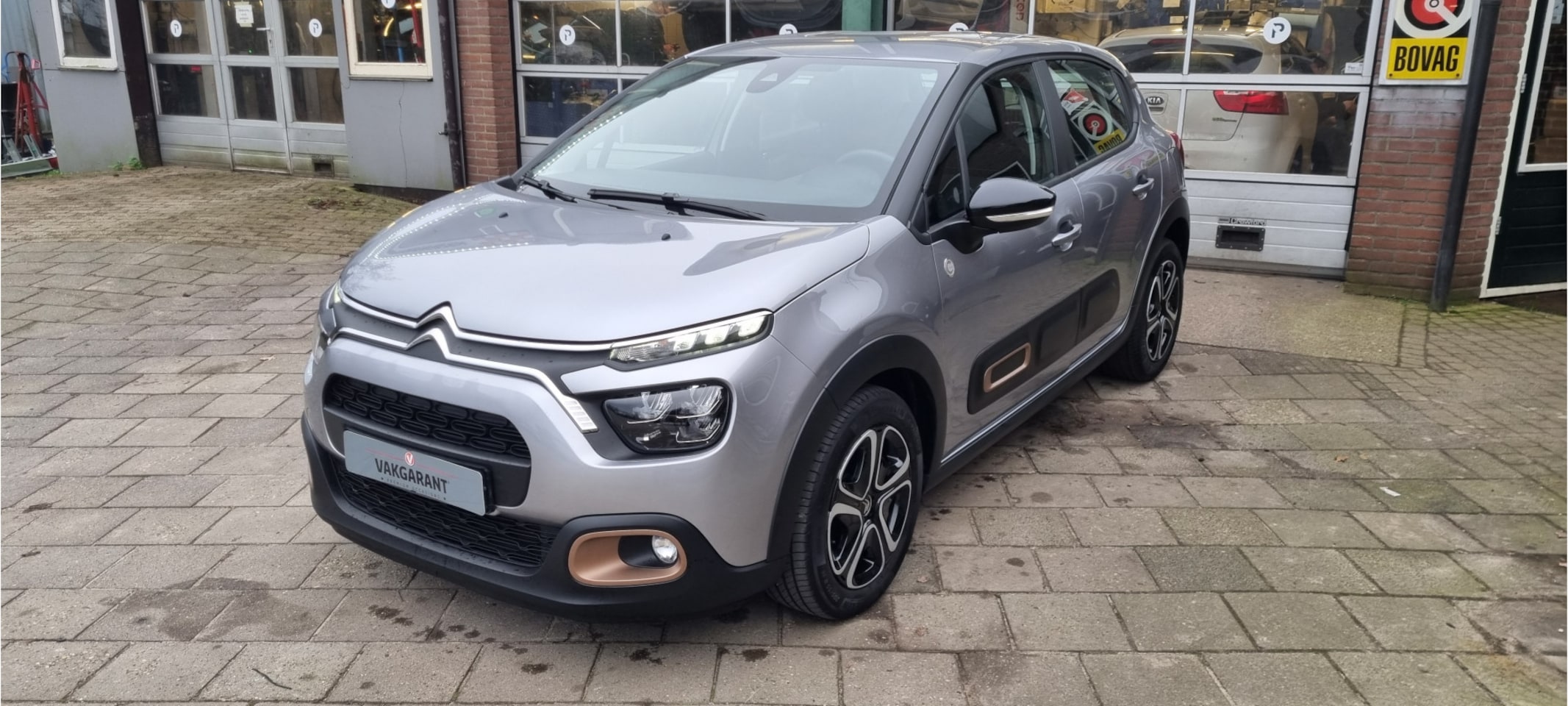 Citroën C3 - 1.2 PureTech C-Series /Carplay/Climate. - AutoWereld.nl