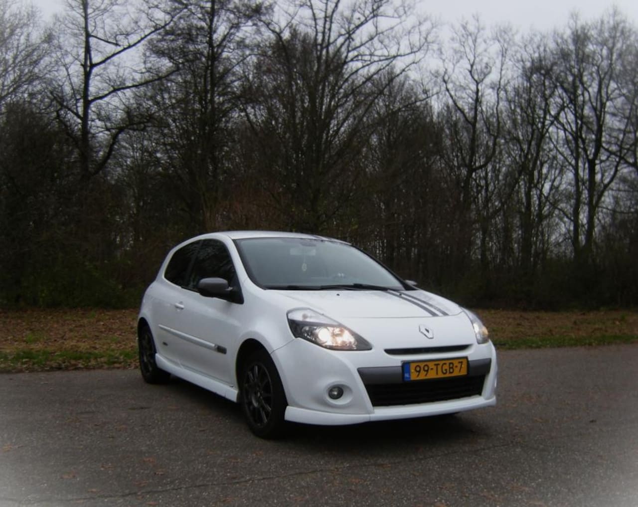 Renault Clio - 1.6 GT . Gordini Serrie . Airco . Navigatie . Cruiscontrol . 128 PK . - AutoWereld.nl