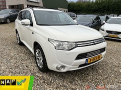 Mitsubishi Outlander - 2.0 PHEV Instyle+