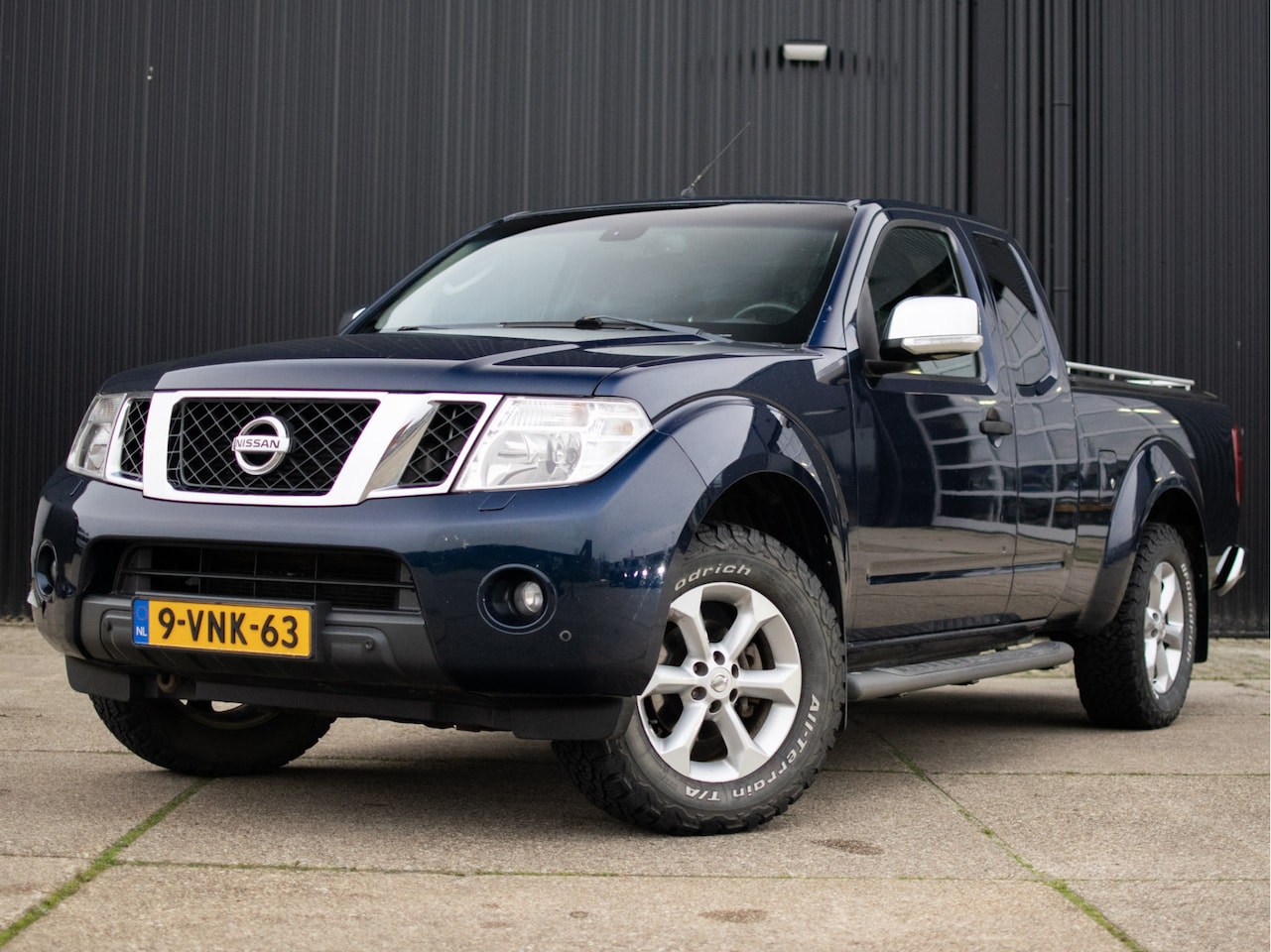 Nissan Navara - 2.5 dCi LE King Cab 2.5 dCi LE King Cab - AutoWereld.nl