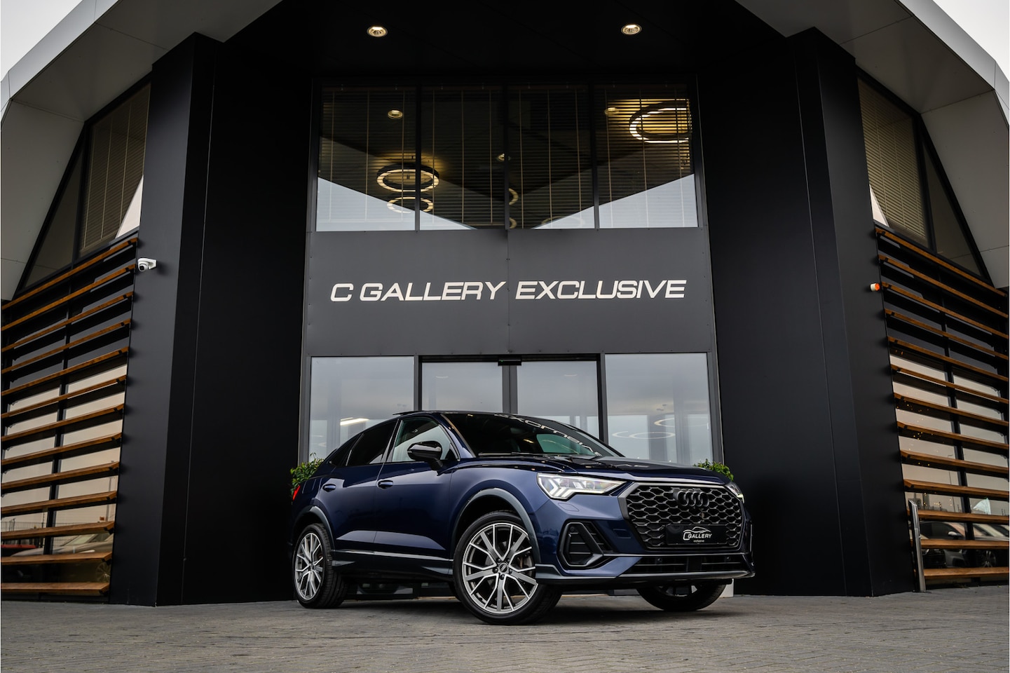 Audi Q3 Sportback - 45 TFSI e S Edition - Panorama | Elek. Trekhaak | ACC - AutoWereld.nl