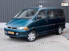 Toyota HiAce - 2.4 Emotion