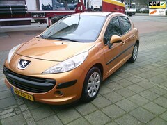 Peugeot 207 - 1.4-16V Color-line/airco 132 dkm nap