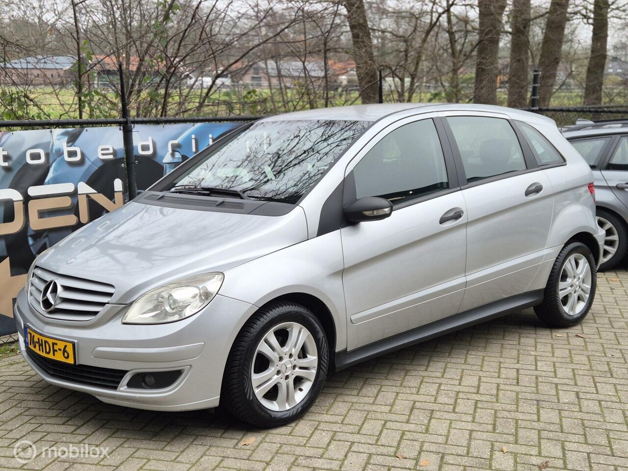 Mercedes-Benz B-klasse - 170 AUTOMAAT | AIRCO | NAVI | ELEK RAMEN | LM'' | APK 12-2025 | - AutoWereld.nl