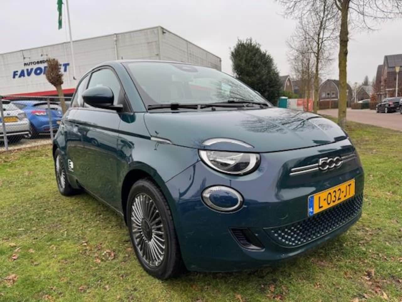 Fiat 500 - ICON 42KWH/SUBSIDIE11900/320RANGE/PANO/NAVI/ACARPLAY - AutoWereld.nl