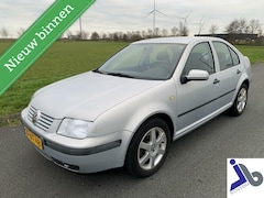 Volkswagen Bora - 1e eigenaar, 100% dealer onderhouden, 93343 km, NL auto Inruil mogelijk 1.6 Comfortline