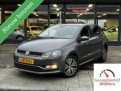 Volkswagen Polo - 1.0 vol opties navi cruise lmv st.verwarm