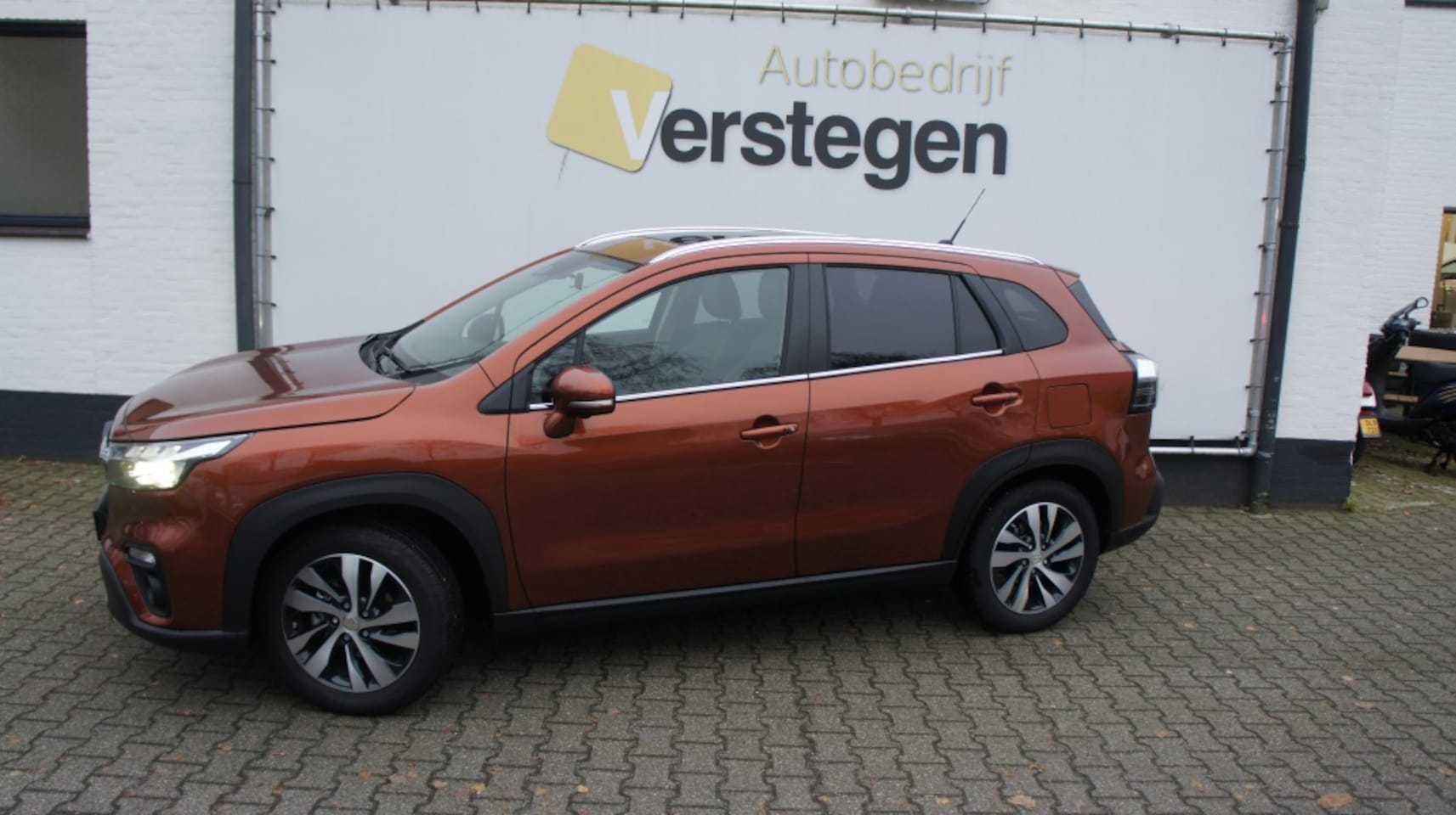 Suzuki S-Cross - 1.4 B.jet Style SMART HYBRID 1500 KG AHG - AutoWereld.nl