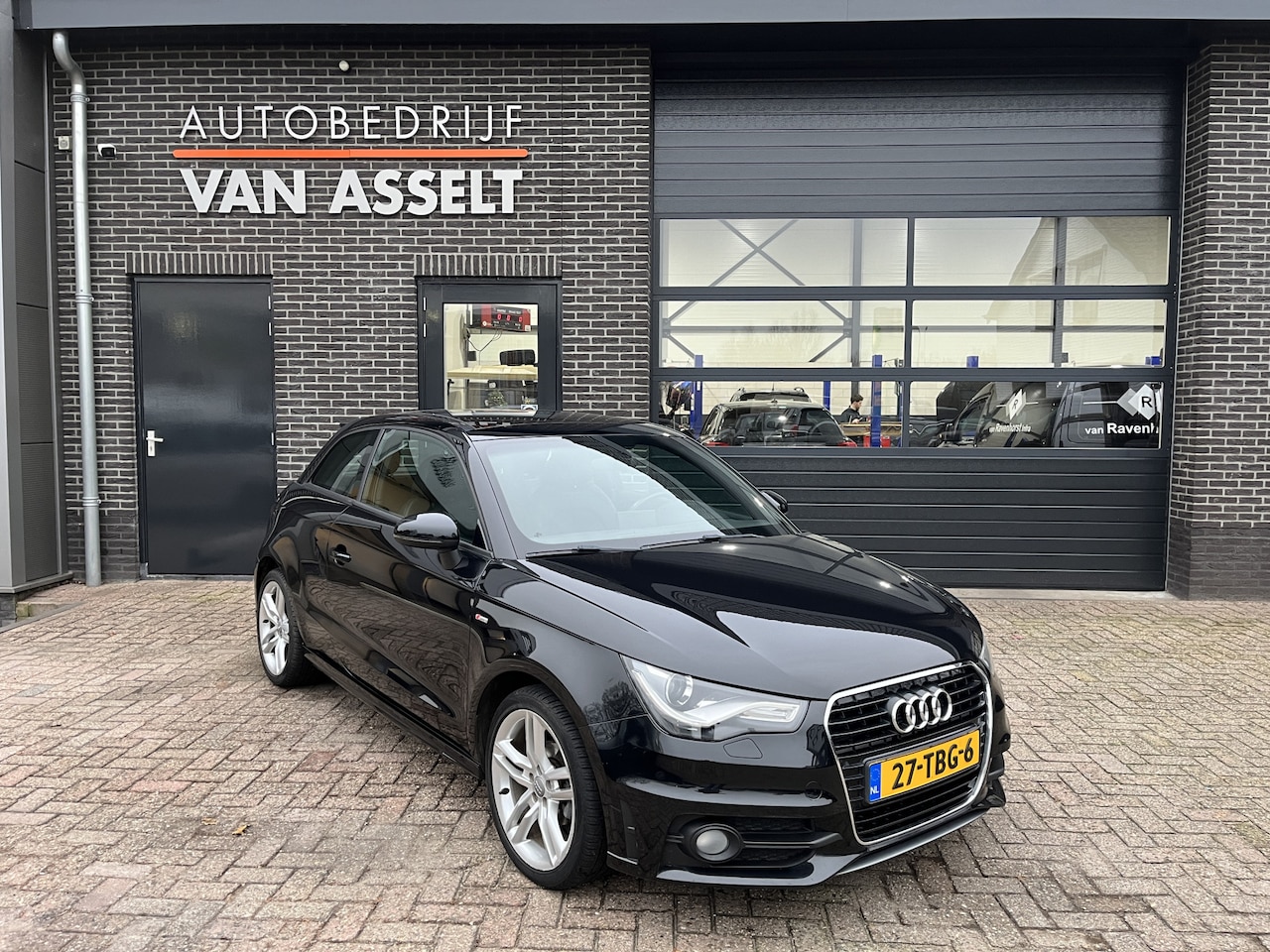 Audi A1 - 1.2 TFSI Pro Line S-Line Navi , Xenon , Panoramadak - AutoWereld.nl