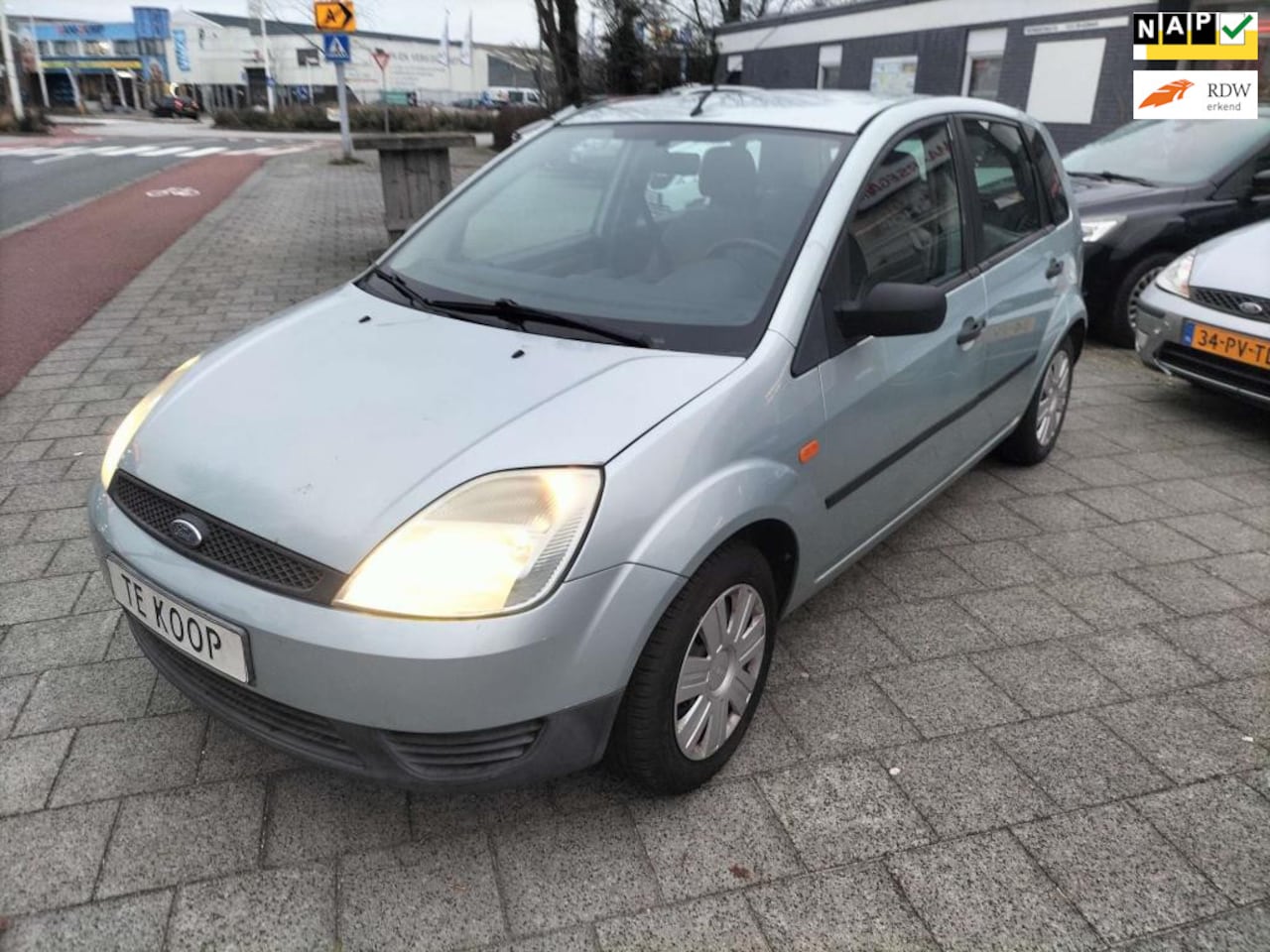 Ford Fiesta - 1.3 Ambiente! ZUINIG! ZO MEENEMEN! - AutoWereld.nl