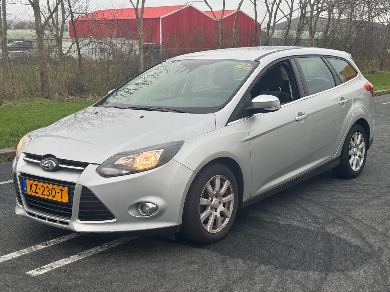 Ford Focus Wagon - 1.0 EcoBoost Lease Titanium / AIRCO - AutoWereld.nl