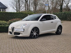 Alfa Romeo MiTo - 1.4 Sportiva 105pk BoseHifi/Navi/18"/Pdc/Stoelverw