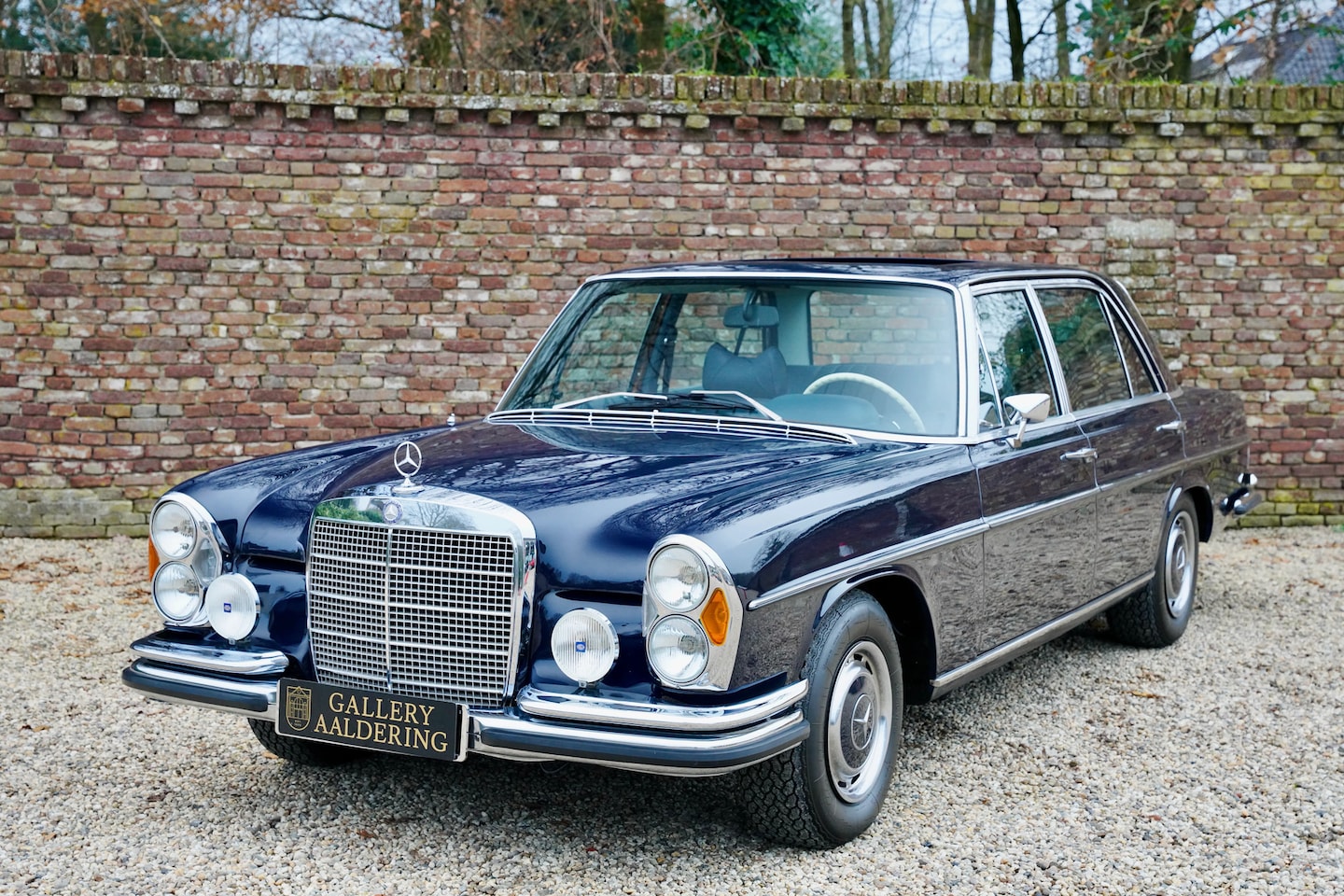 Mercedes-Benz 300-serie - 300 SEL 6.3 Restored condition - To factory specifications, Livery in "Nachtblau" with dar - AutoWereld.nl