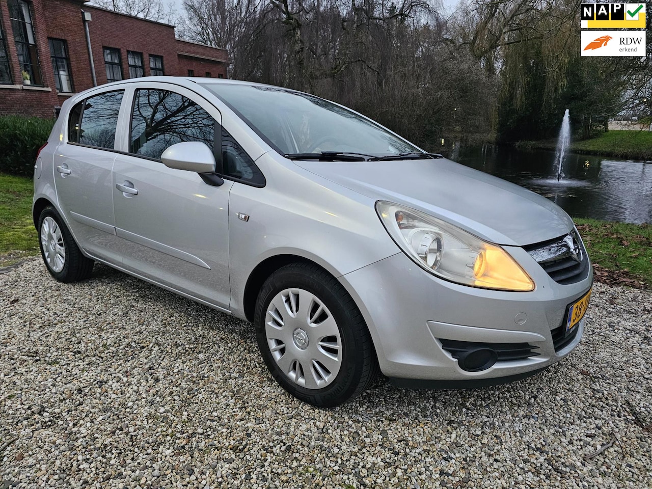 Opel Corsa - 1.2-16V Enjoy 5-drs AIRCO *apk:07-2025* - AutoWereld.nl